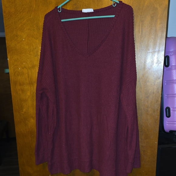 Zenana Outfitters Deep Red V-Neck Sweater - Picture 1 of 2